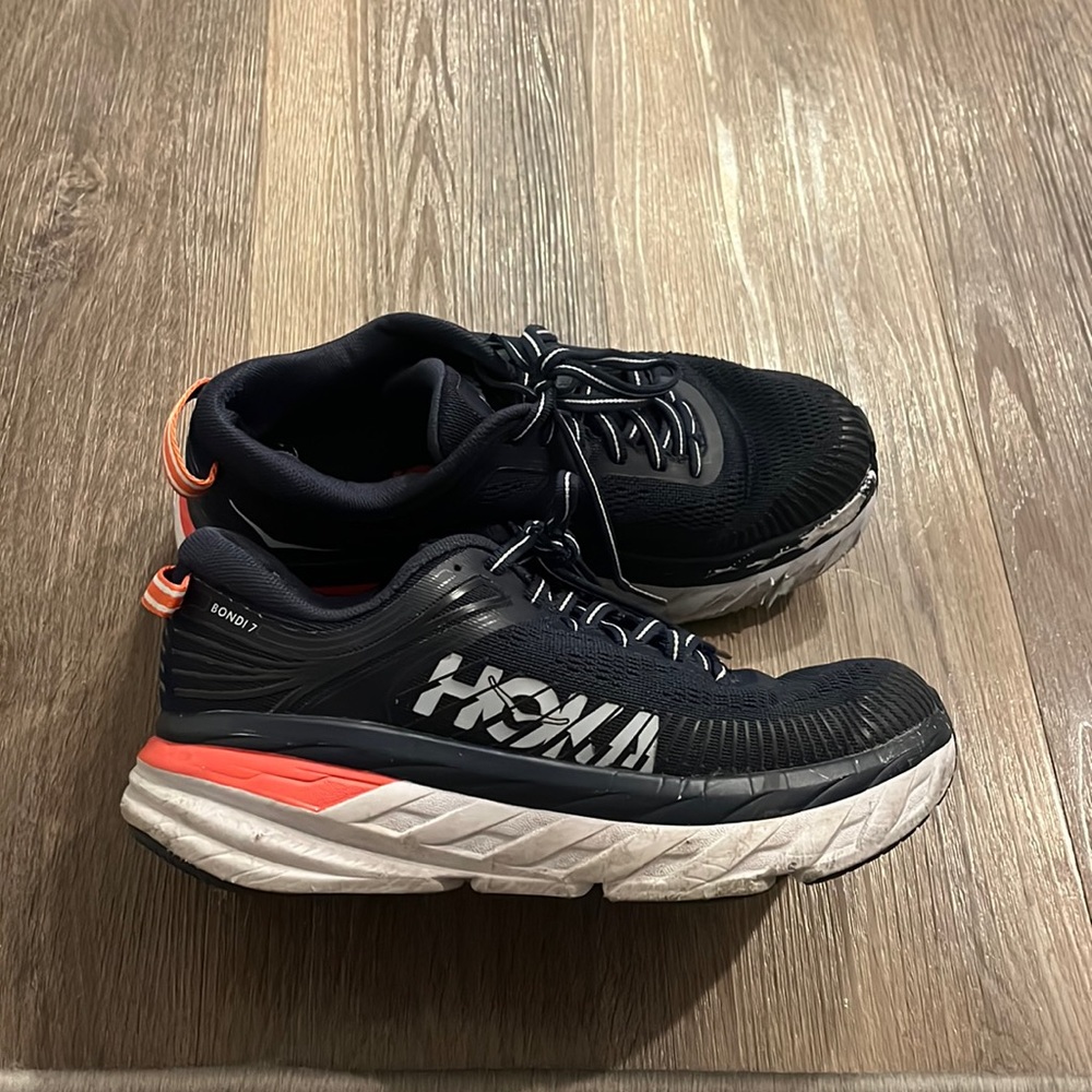 Hokas, Bondi 7. Decent condition! Great for running.